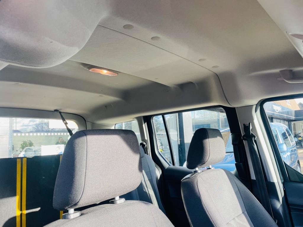 Ford Tourneo Connect 1.6 TDCi Zetec 5dr