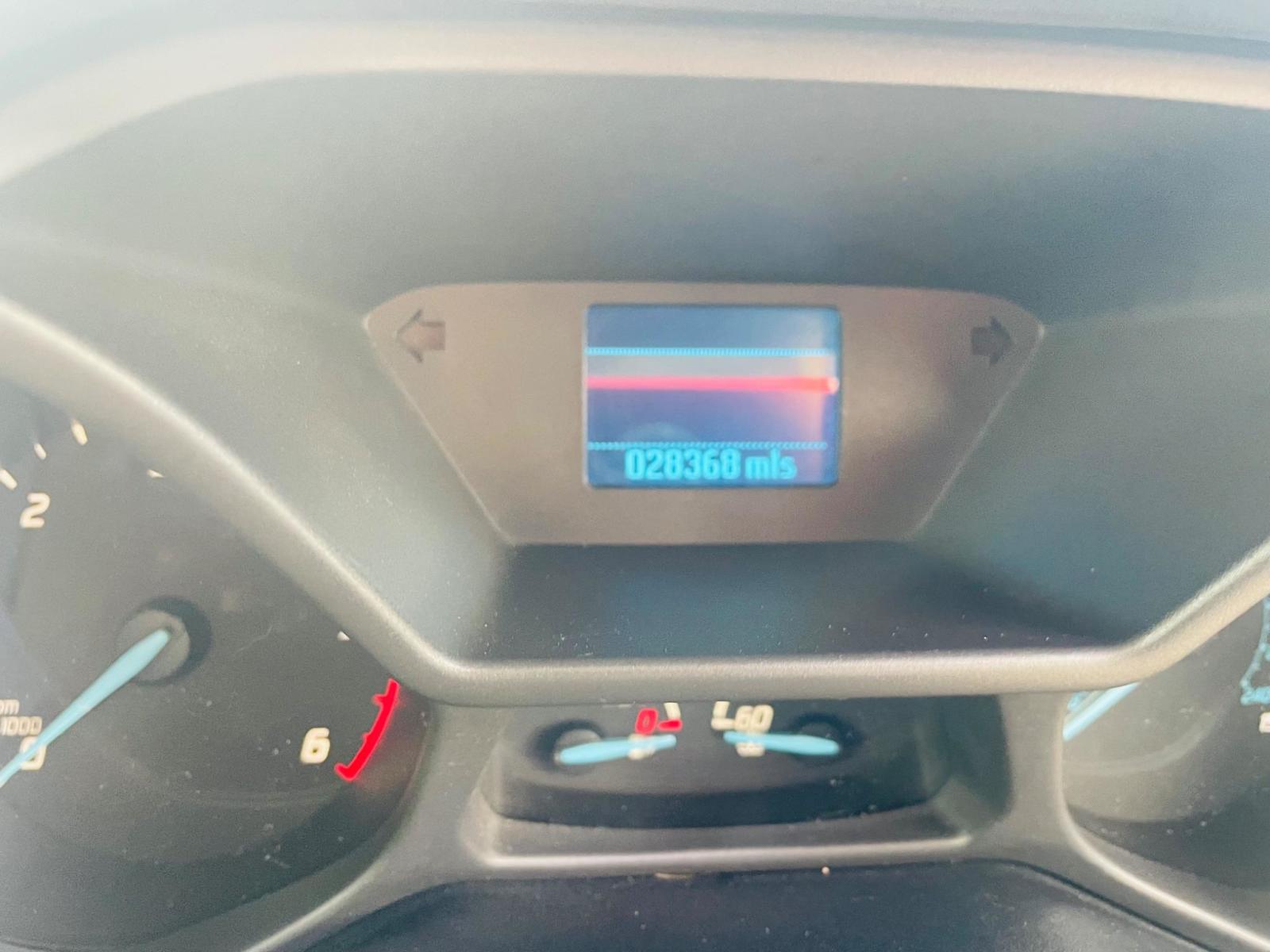 Ford Tourneo Connect 1.6 TDCi Zetec 5dr