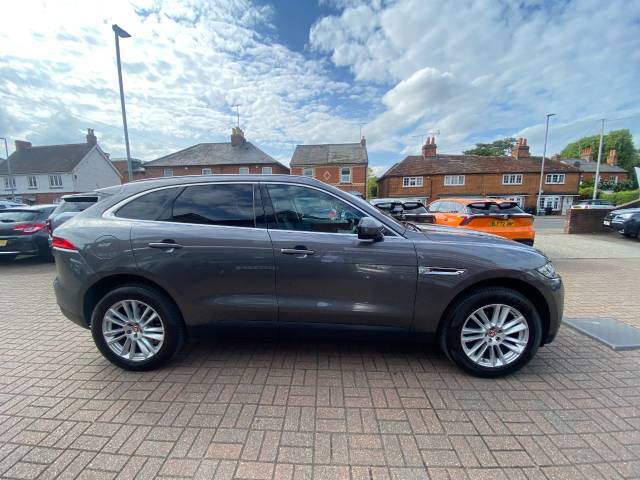 2017 Jaguar F-Pace 2.0 180BHP