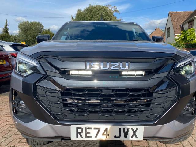 2024 Isuzu D-max 1.9 V-Cross Double Cab 4x4 Auto
