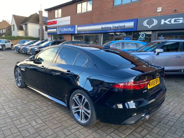 2019 Jaguar XE 2.0 R-Dynamic SE 4dr Auto