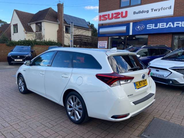 2017 Toyota Auris 1.8 Hybrid Excel TSS 5dr CVT