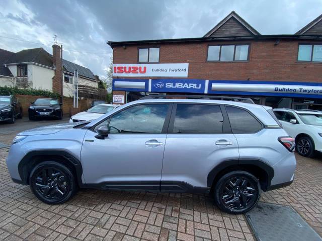 2025 Subaru Forester 2.0i e-Boxer Field 5dr Lineartronic