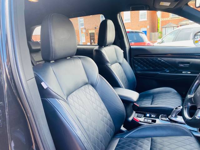 2020 Mitsubishi Outlander 2.4 PHEV Exceed 5dr Auto