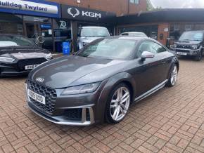 AUDI TT at Bulldog Group Twyford