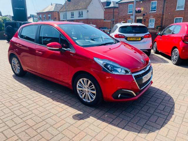2018 Peugeot 208 1.2 PureTech 82 Signature 5dr [Start Stop]
