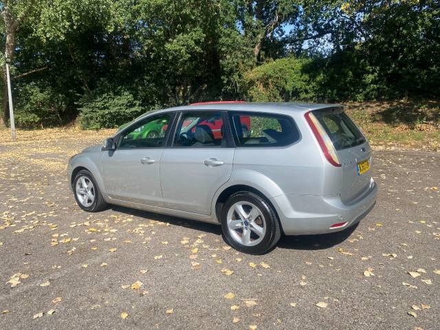 2010 Ford Focus 1.6 Zetec 5dr