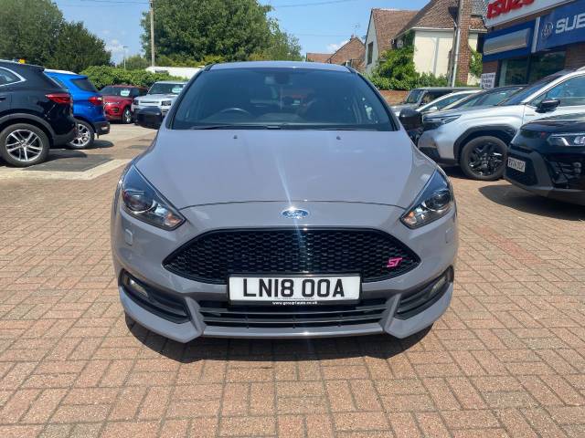 2018 Ford Focus 2.0T EcoBoost ST-3 Navigation 5dr