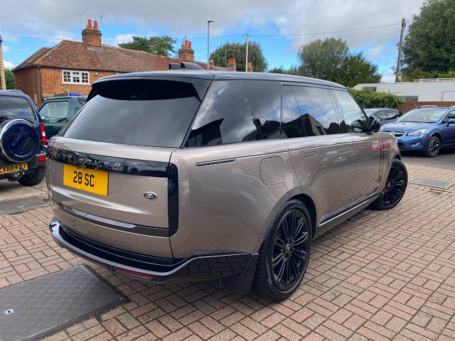 2023 Land Rover Range Rover 3.0 P400 Autobiography LWB 4dr Auto