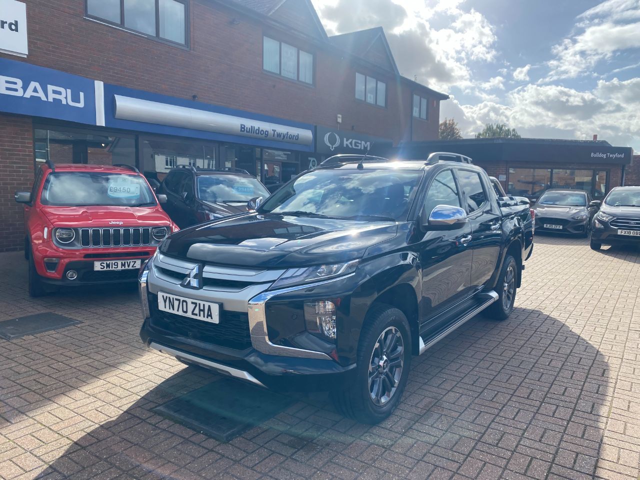 2020 Mitsubishi L200